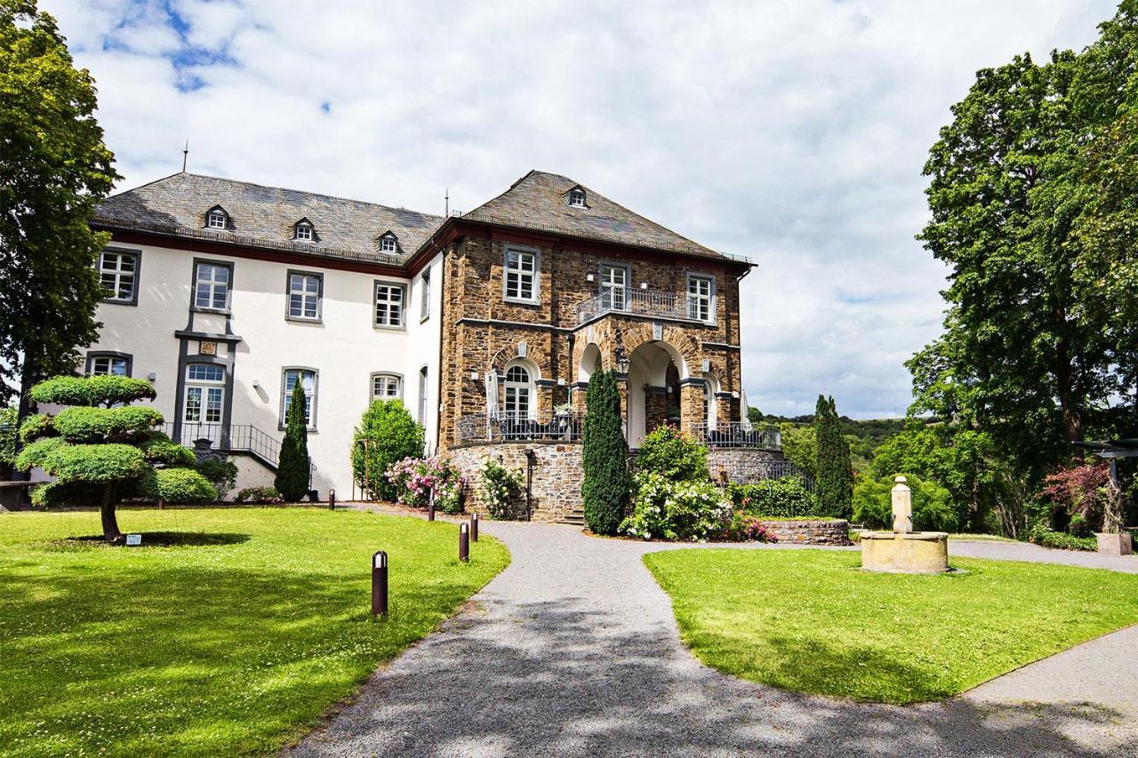 Schloss Hotel Burgbrohl Buitenkant foto