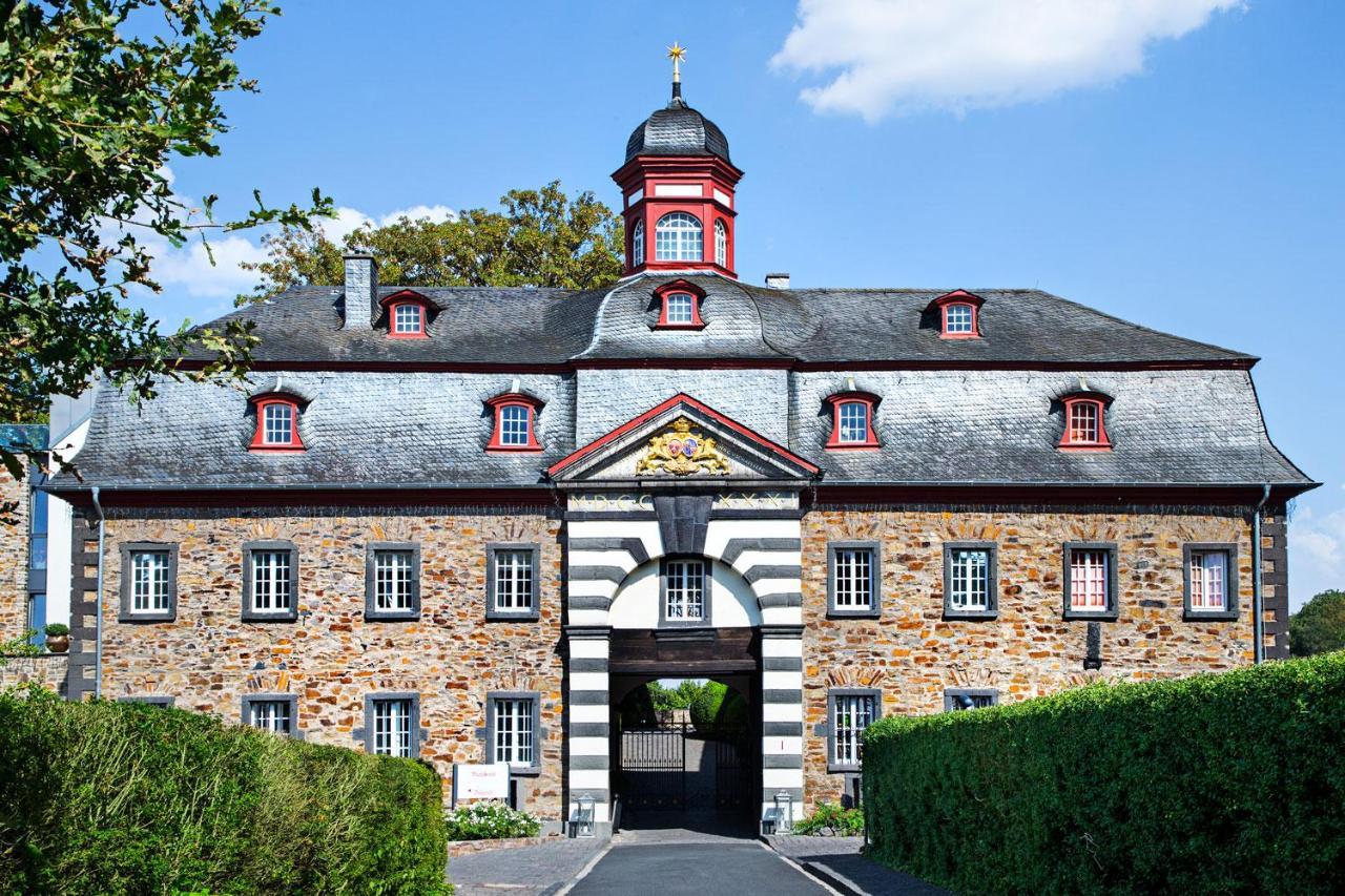 Schloss Hotel Burgbrohl Buitenkant foto
